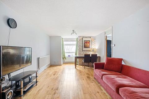 56 Antelope Road, London, SE18 5QG