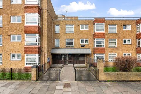 56 Antelope Road, London, SE18 5QG