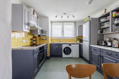 257 Burrage Road, London, SE18 7JW
