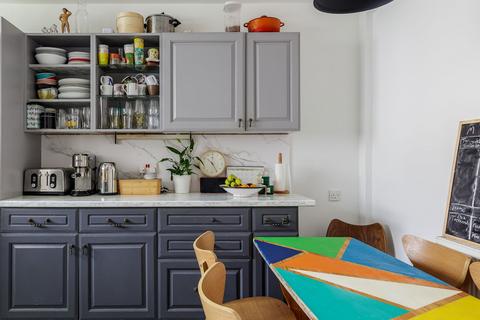 257 Burrage Road, London, SE18 7JW