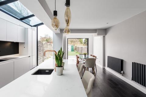 3 Abbey Terrace, London, SE2 9EY