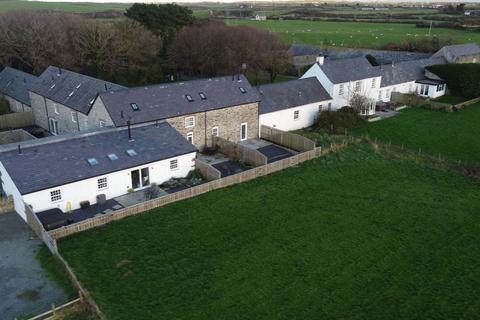 20 bedroom country house for sale, Holyhead LL65