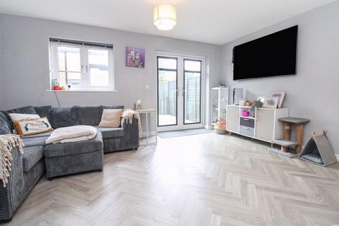3 bedroom semi-detached house for sale, Warren Farm, Bedford MK44