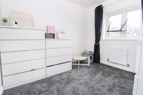 3 bedroom semi-detached house for sale, Warren Farm, Bedford MK44