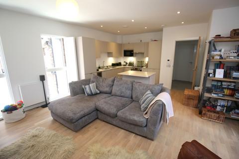 3 bedroom townhouse for sale, Lockgate Mews, Manchester M4