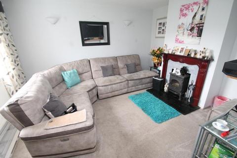 20 Cae Porth, Llangynidr, Crickhowell, NP8 1NL