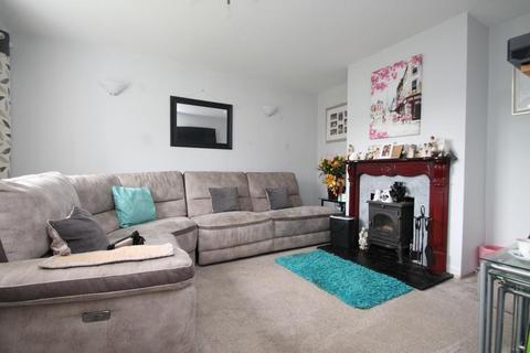 20 Cae Porth, Llangynidr, Crickhowell, NP8 1NL