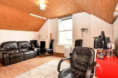 6 Farquharson Road, Croydon, CR0 2UH