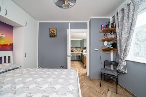 8 Moore Road, London, SE19 3RA