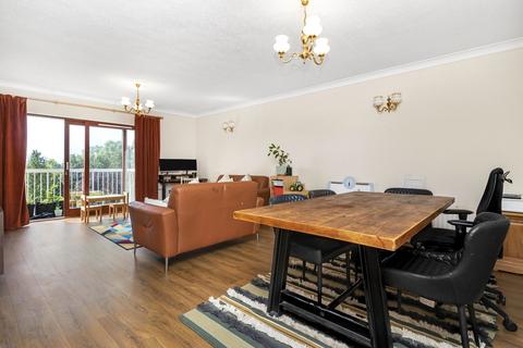 11 Pavilion Lodge, Harrow, HA2 0DZ