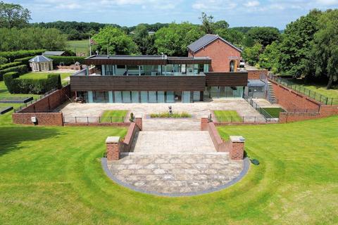 4 bedroom detached house for sale, Coltsworth Lane, Barlborough, Chesterfield, S43 4TG