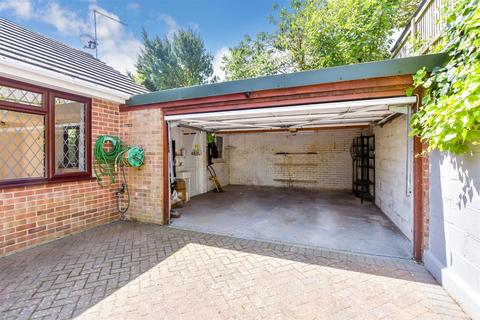 Floreat Cavanagh Road, St Margarets Bay, Dover, CT15 6DN