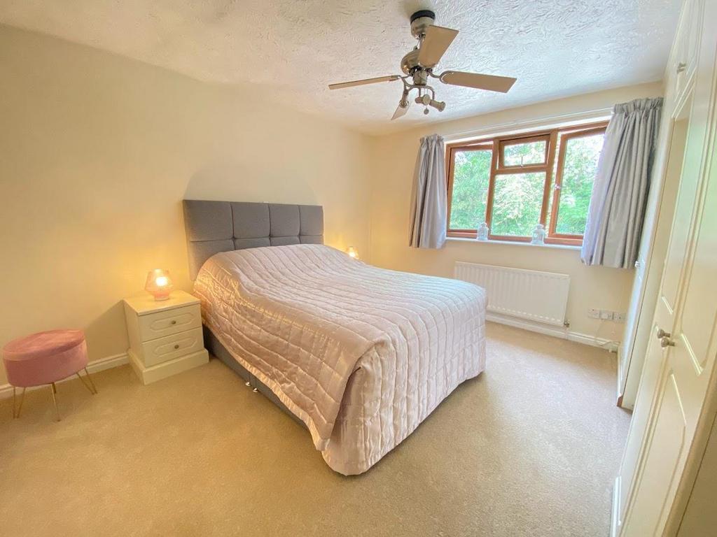 Principal bedroom