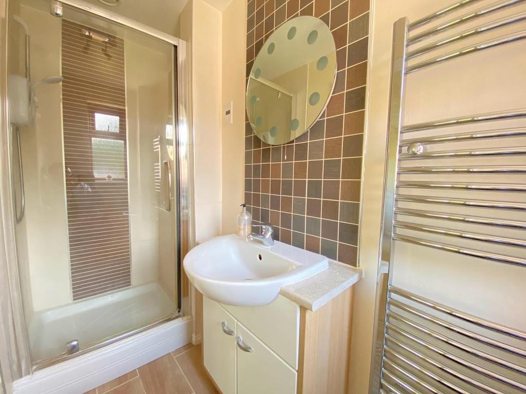En suite shower room