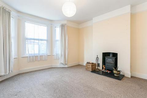 3 bedroom maisonette for sale, Robinson Road, London SW17