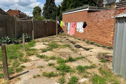 undefined, Green Lane, Hounslow