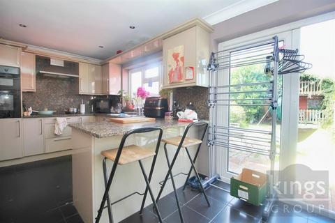 8 Abbey Road, Waltham Cross, EN8 7LQ