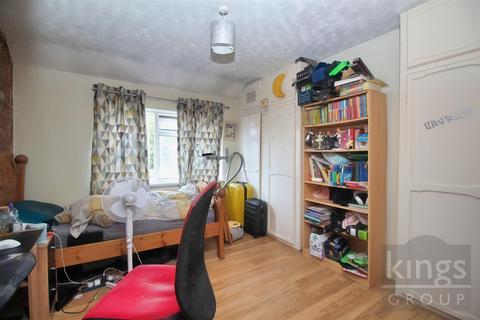 8 Abbey Road, Waltham Cross, EN8 7LQ