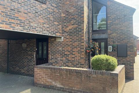 1 bedroom retirement property for sale, Wesley Close, Nantwich