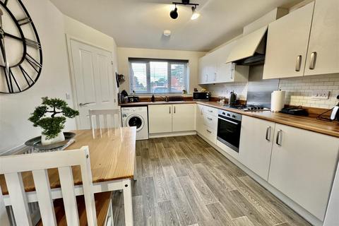 2 bedroom semi-detached house for sale, Haydock Drive, Darlington