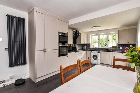 4 bedroom chalet for sale, King Edwards Road, South Woodham Ferrers, Chelmsford