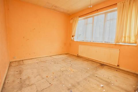 95 Hillside Avenue, Borehamwood, WD6 1HH