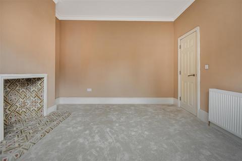 45 Scarcroft Hill, York, YO24 1DF