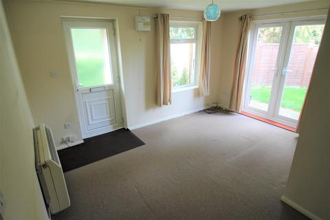 1 bedroom end of terrace house for sale, Kennet Close, West End