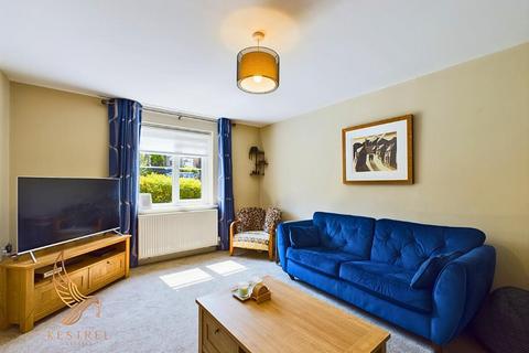 6 Gardener Close, Penistone, Sheffield, S36 6GL