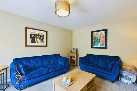 6 Gardener Close, Penistone, Sheffield, S36 6GL