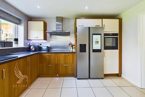 6 Gardener Close, Penistone, Sheffield, S36 6GL