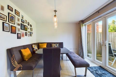 6 Gardener Close, Penistone, Sheffield, S36 6GL