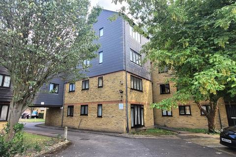 1 bedroom apartment for sale, Greenford Avenue, London