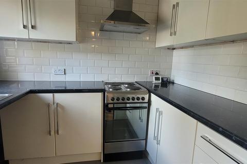 1 bedroom apartment for sale, Greenford Avenue, London