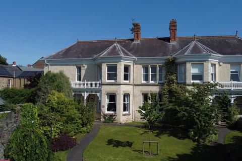 6 bedroom semi-detached house for sale, South Molton