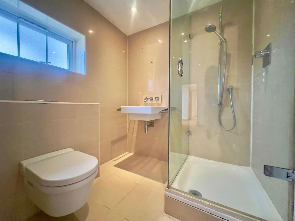 Ensuite.jpg