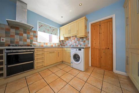 88 Overhill, Southwick, Brighton, BN42 4WJ