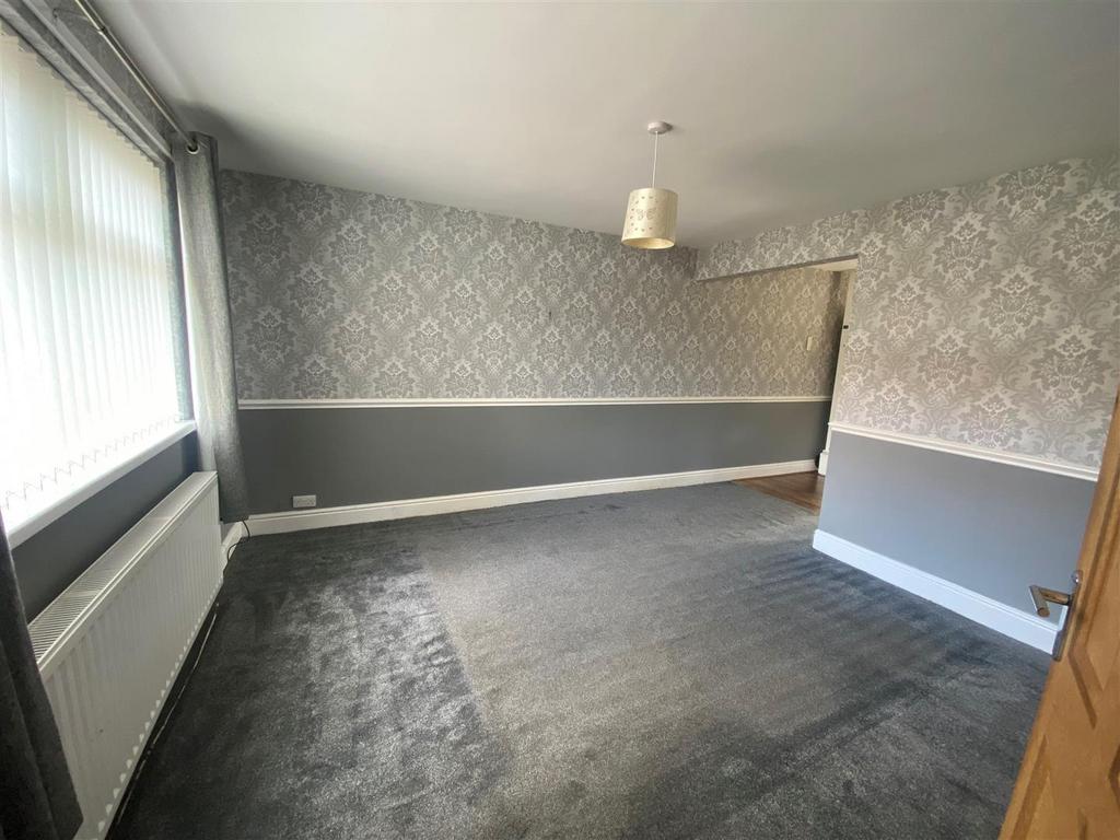 Lounge 2.jpg