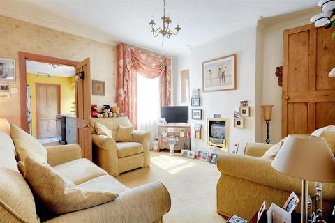 2 bedroom terraced house for sale, West Street, Arnold, Nottingham