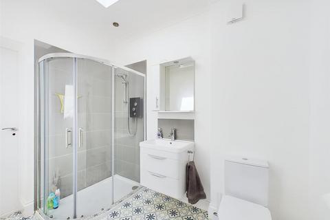 223 Eastcote Road, Ruislip, HA4 8BL