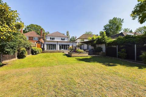 223 Eastcote Road, Ruislip, HA4 8BL