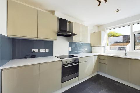 16 Beatrice Close, Pinner, HA5 2QB