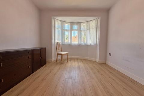 205 White Road, Quinton, Birmingham, B32 2SY