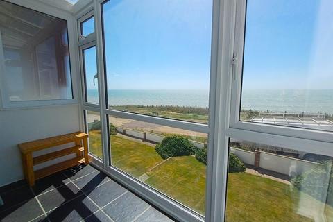 2 bedroom apartment for sale, Dorothy Avenue, Peacehaven