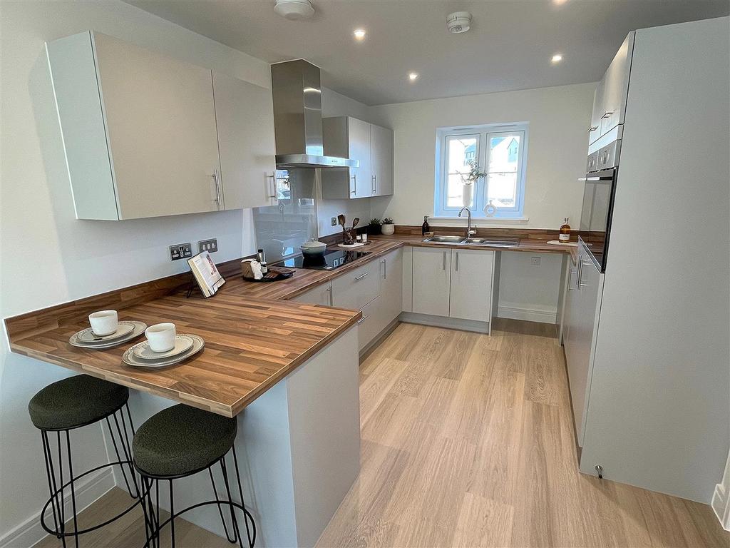 Kitchen Area.jpg