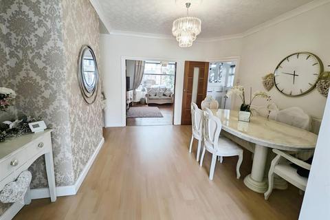 3 bedroom semi-detached house for sale, Alwyn Road, Darlington
