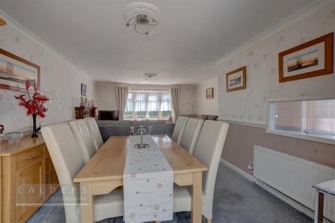 4 bedroom semi-detached house for sale, Perrycrofts Crescent