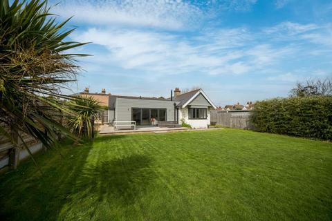 4 bedroom detached bungalow for sale, Bembridge, Isle of Wight