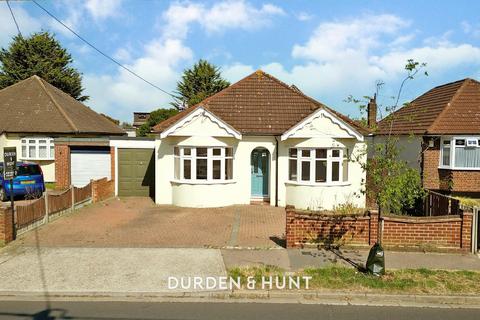 14 Berwick Road, Rainham, RM13 9QU