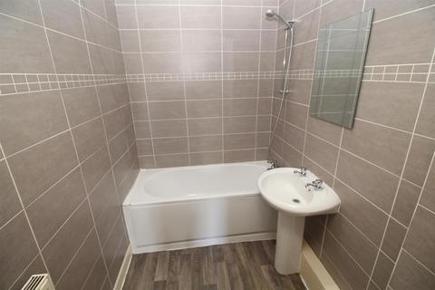 2 bedroom flat to rent, Brachelston Street, Greenock